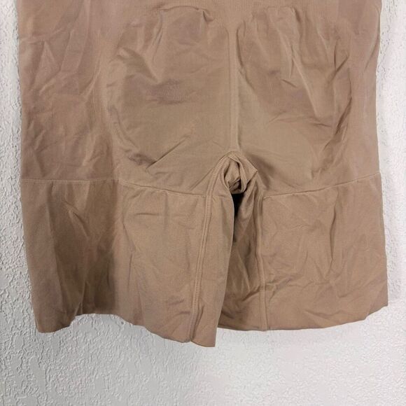 Spanx Nude High Waisted Shaper Shorts Size XL - Picture 7 of 8